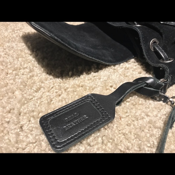 Topshop Leather Crossbody Bag with Suede detailing - Picture 4 of 7